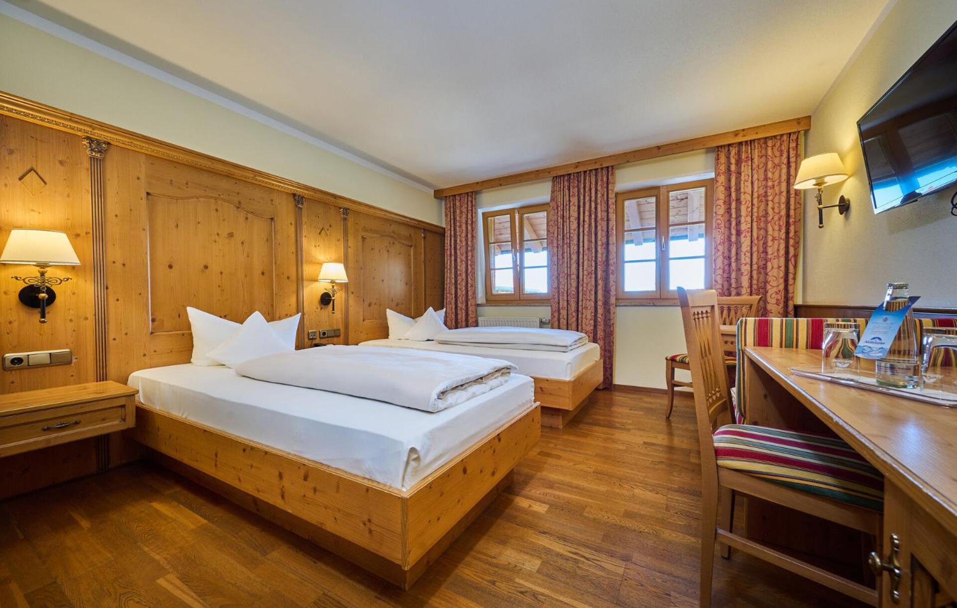 רוזנהיים Hotel Happinger Hof מראה חיצוני תמונה